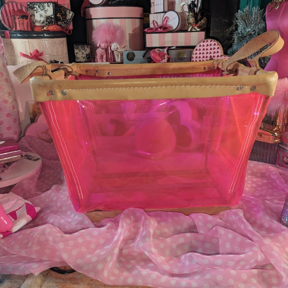 PINK store display